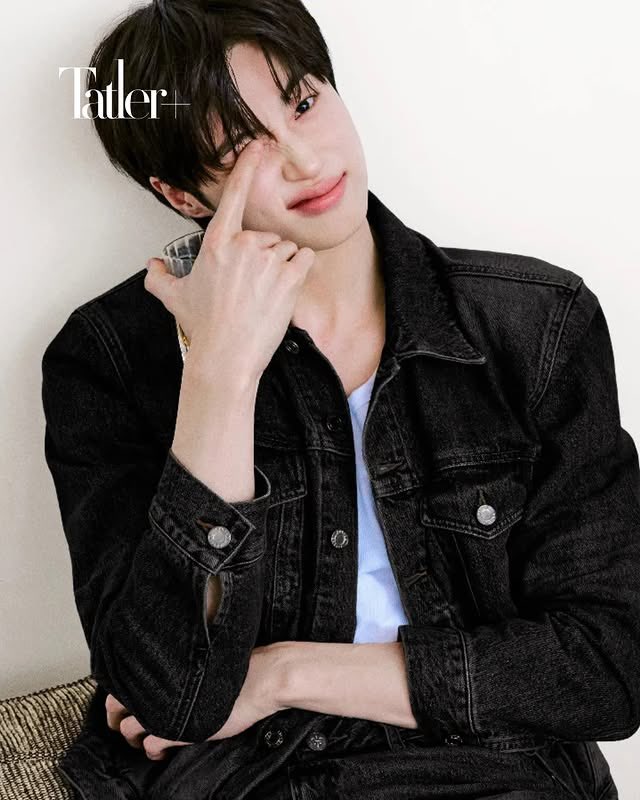 wooseokfiles's tweet photo. #ByeonWooSeok for Johnnie Walker Blue Label https://t.co/qcB5OYxCzb