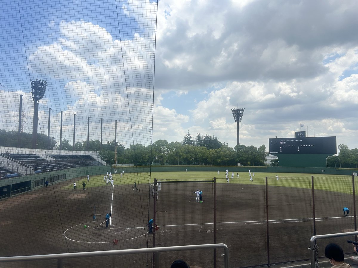 rky_0301's tweet photo. 東都2部の試合を観に上尾球場へ
休日も野球を観る自分は本当に野球が好きなんだな
お目当ては駒澤大の仲井投手⚾️

#大学野球
#東都リーグ https://t.co/eHTZaaSz6L