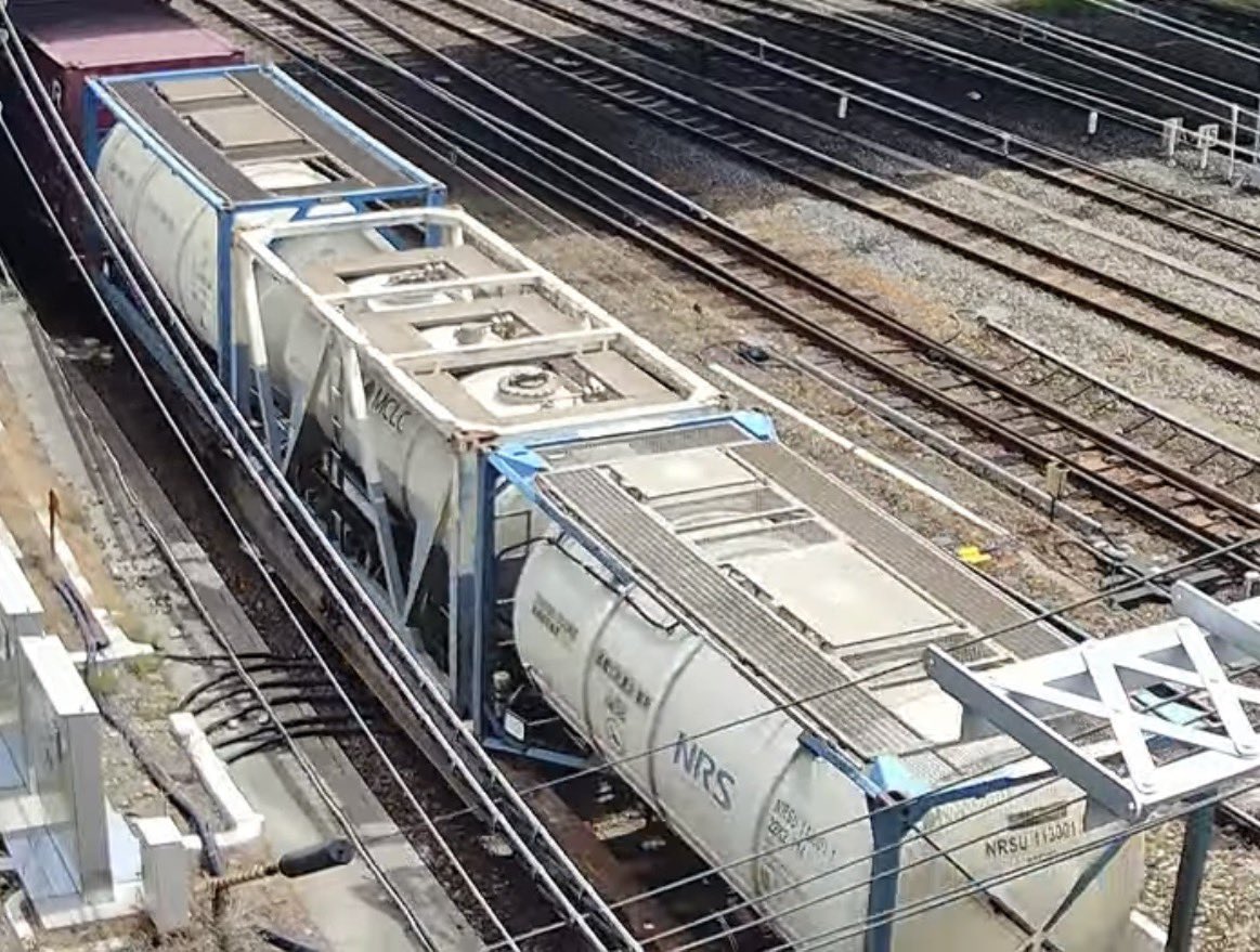 1072レ 11:51京都通過 JOT UV54A-38000(新南陽→宇都宮) 西濃運輸U54A