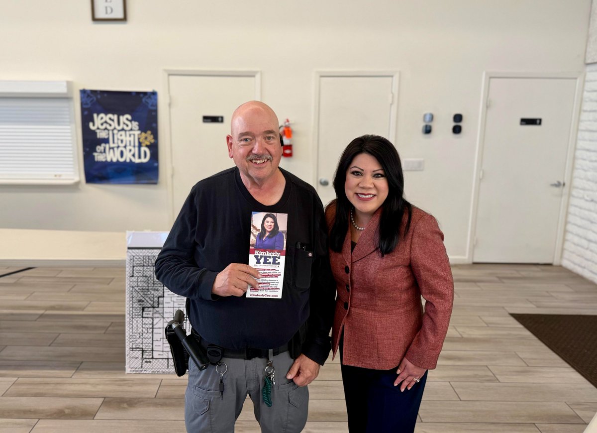 KimberlyYeeAZ's tweet photo. It was great to stop by the Legislative District 26 Republican Club tonight and meet supporters of my campaign for State Superintendent of Public Instruction! https://t.co/VaTFHUdu5b https://t.co/jFVrBmCyX1