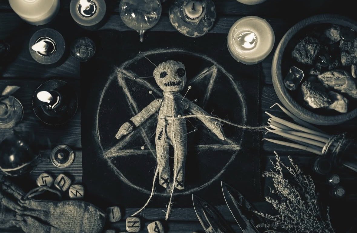 Psychology Of The Strange tweet media