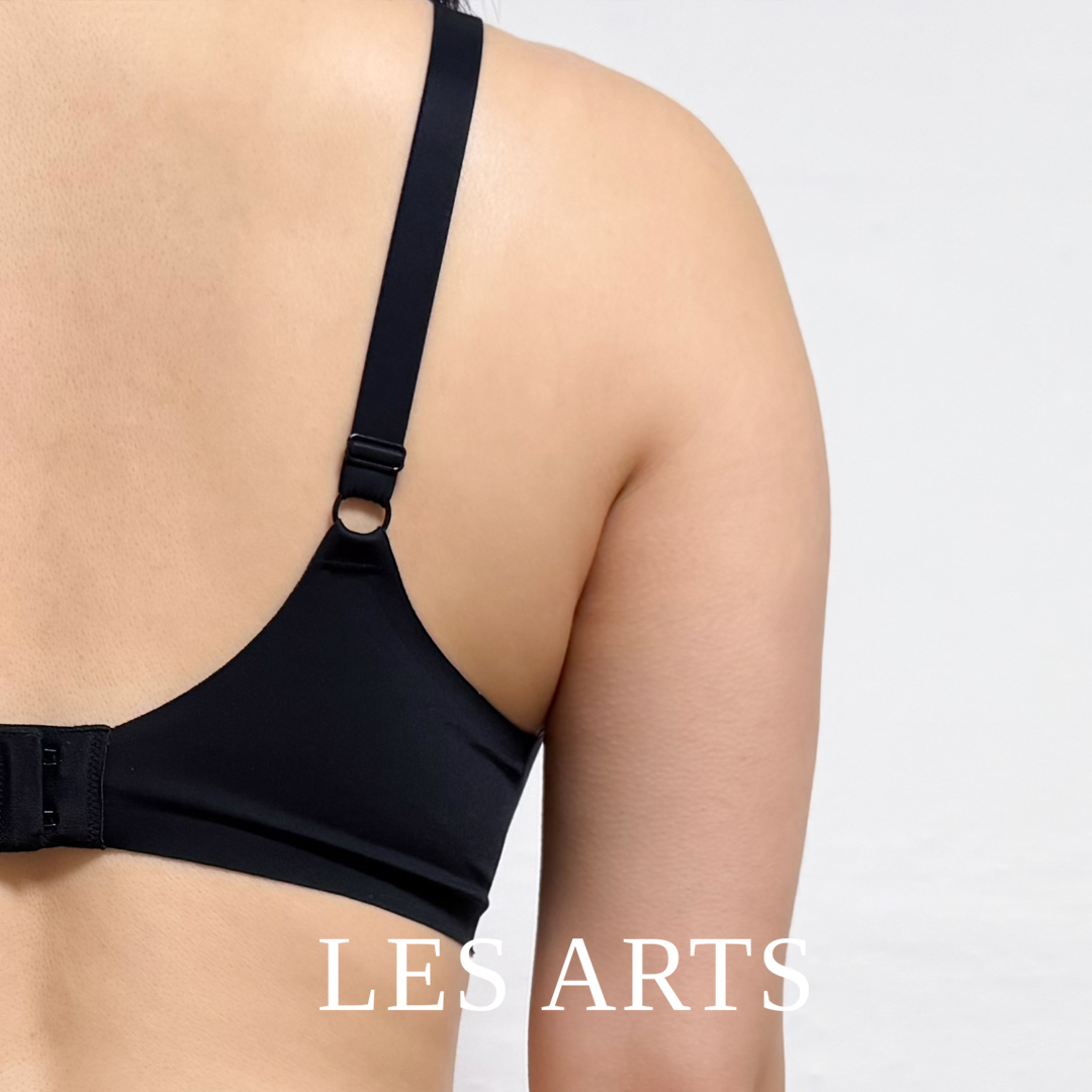 Lesarts_JP's tweet photo. 毎日多くの手術を実施してるレアート！

最近圧倒的に多いのが…二の腕の脂肪吸引🩵

露出が増える前に、夏のバカンス前に
体型改善を～！という方が本当に多いです😊

二の腕を受ける方は、アクセサリー部位も
一緒にチェックをお忘れなく‼️

患者様のリアルレビューはこちら📝
⇒@Lesarts_JP2

◇——————————————-◇ 
お問い合わせはこちら💁‍♀️
 https://t.co/q3sUeZ2iMO 

脂肪整形専門❤️ #レアート 
#脂肪吸引 #脂肪移植
