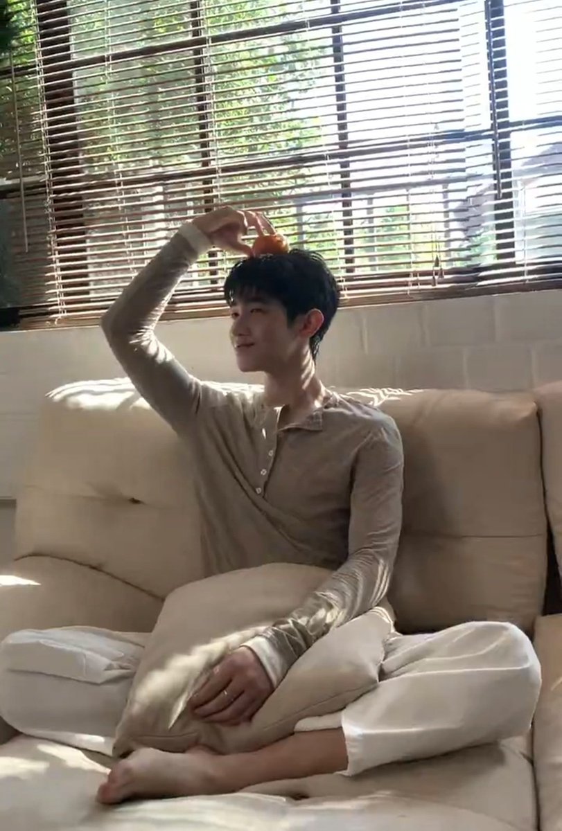 ꒰เงอะงะรักลูกเพ่ม่อน!꒱🍊🍊 tweet media
