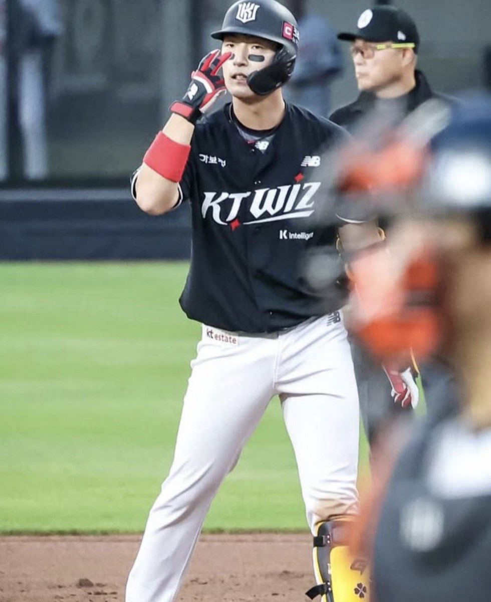 KimsPicks's tweet photo. ⚾️🔥 KBO FREE PLAY 🔥⚾️

⚾️ Kt Wiz Vs SSG Landers over 9 (1U)

Like + RT + Comment if tailing, sending my full Wake N Cash card to 3 of you! 🔥 https://t.co/xP97zM8G6y