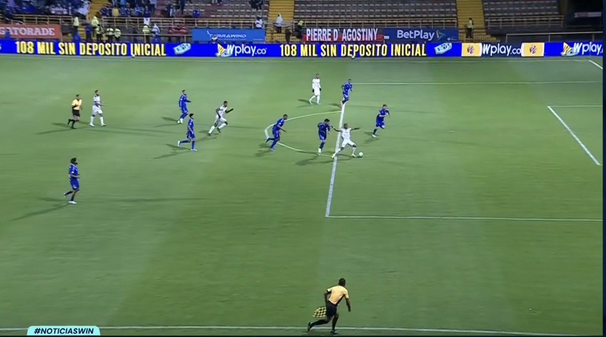 Cheecho_16's tweet photo. @Gallina_azul @MillosFCoficial Cuál penal? https://t.co/zYlnrug5yx