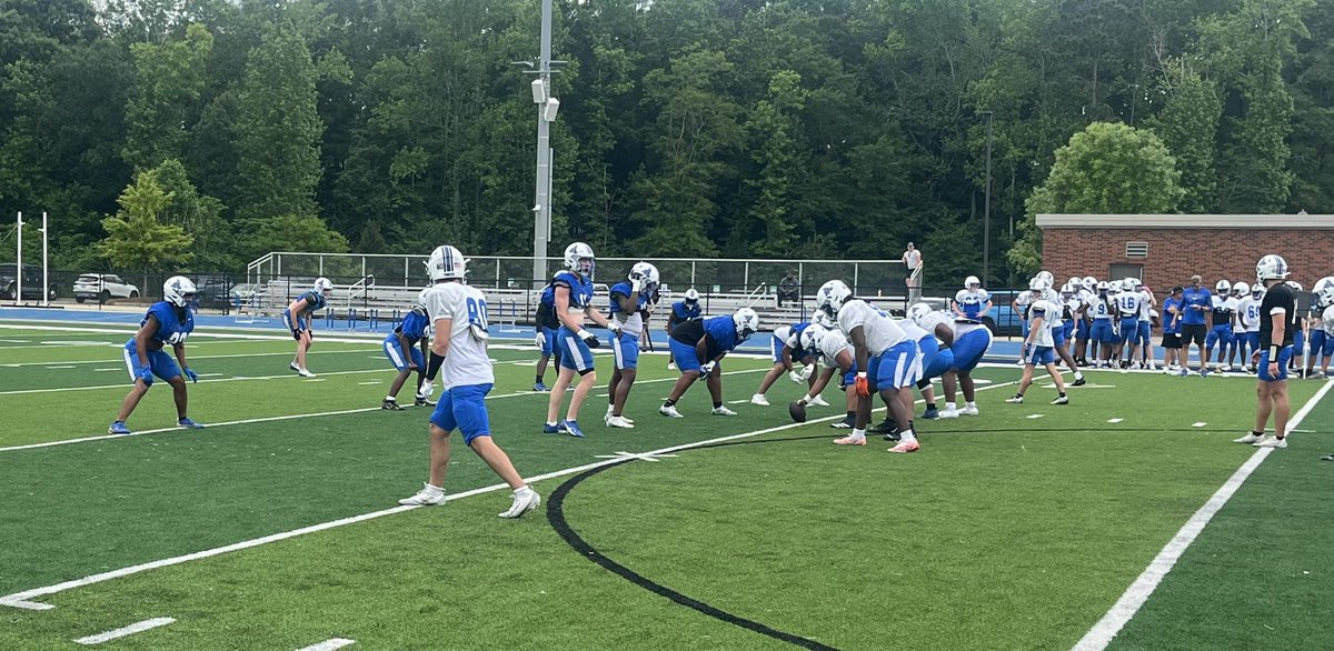 AuburnHighFB's tweet photo. Spring Game Week: 💙🐅 https://t.co/fbqxop7sh6