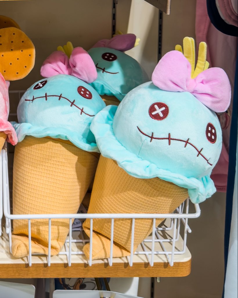 アイスクリームデザインのケース入り！ ディズニーストア ミニー
