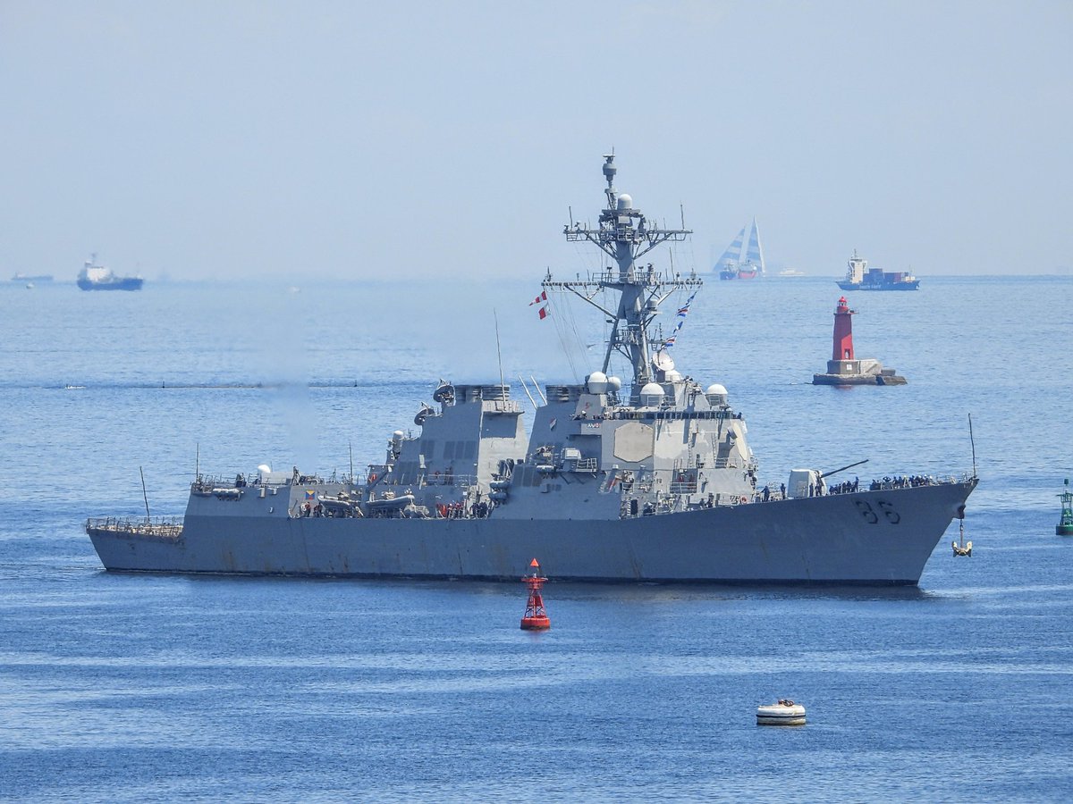 🇺🇸米海軍ｲｰｼﾞｽ艦「ｼｬｳﾌﾟ(USS Shoup, DDG-86)」帰港(UW3)