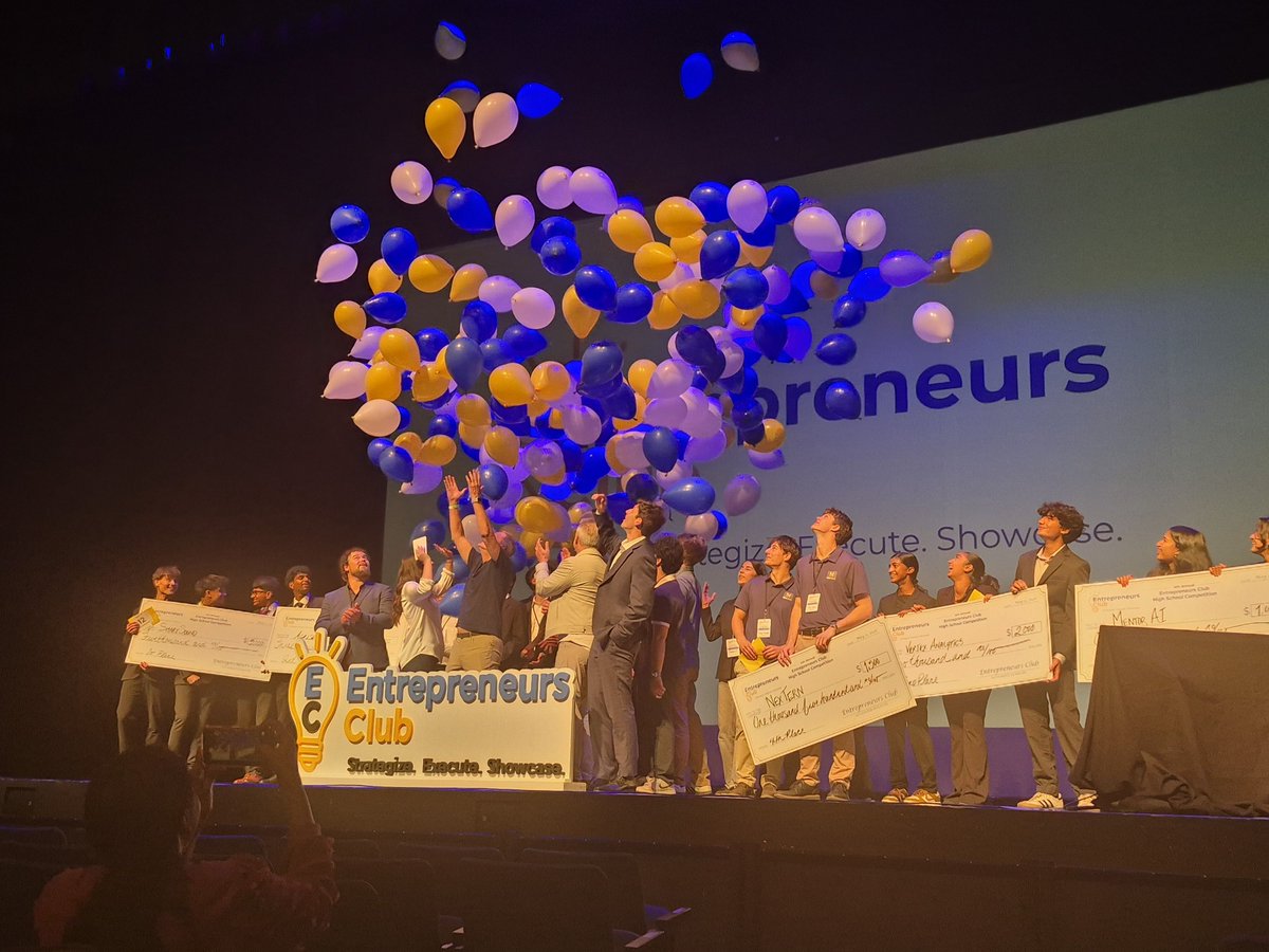 ORHSEDH's tweet photo. Oak Ridge at the Entrepreneur Club Showcase Part 2 https://t.co/J5BOUeIhQI