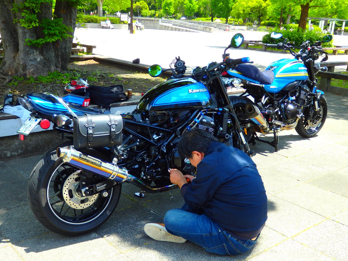 kamome514's tweet photo. ホント！
ひさびさの浮間公園

アーシングヘルパーの
VVFケーブル施工🔧

喜んでもらえて良かった
#Z900RS https://t.co/5RnhLruKBk
