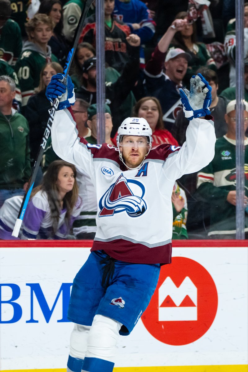 NHL tweet media