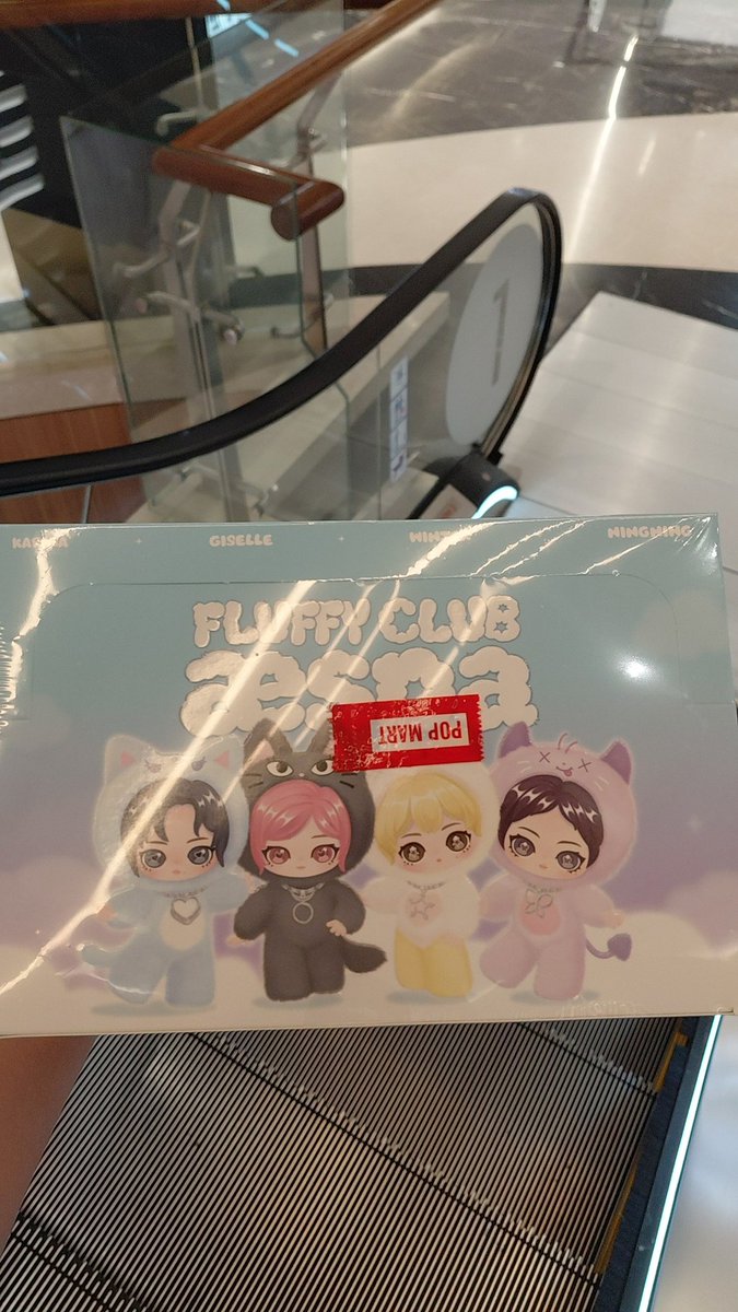 anaelist's tweet photo. ada yg mau take popmart aespa ningning ga ya? price 325k aja dom jaksel ya aku https://t.co/wC5fCsn3Mt