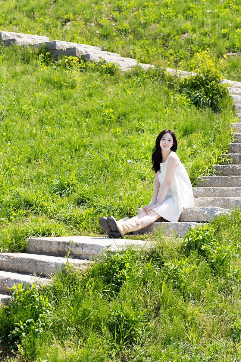 OHMYGIRL_official tweet media