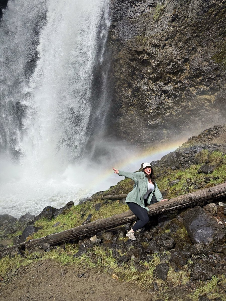 keeks_2021's tweet photo. Gidddddyyyy up #chasingwaterfalls https://t.co/HrpBBoGE5Y