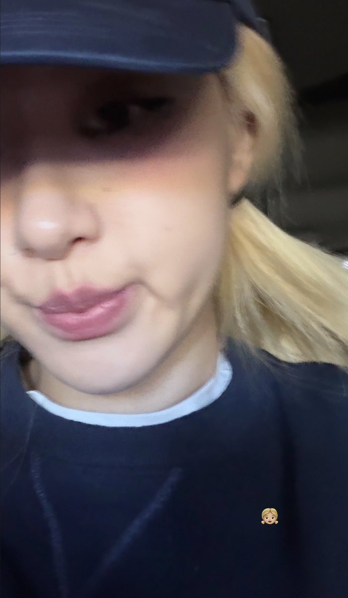ROSÉ FOCUSED¹ tweet media