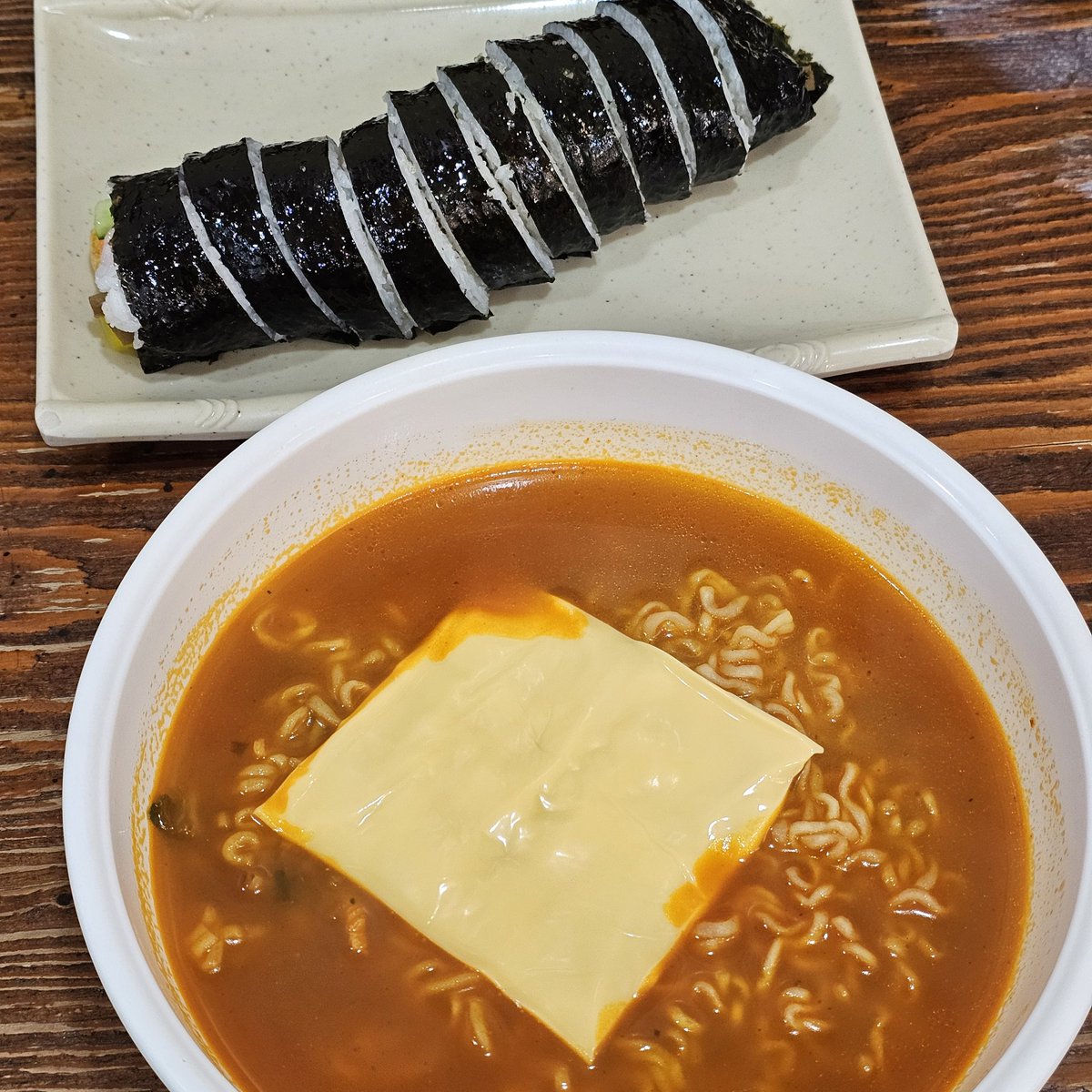 K의 혼밥계정 tweet media
