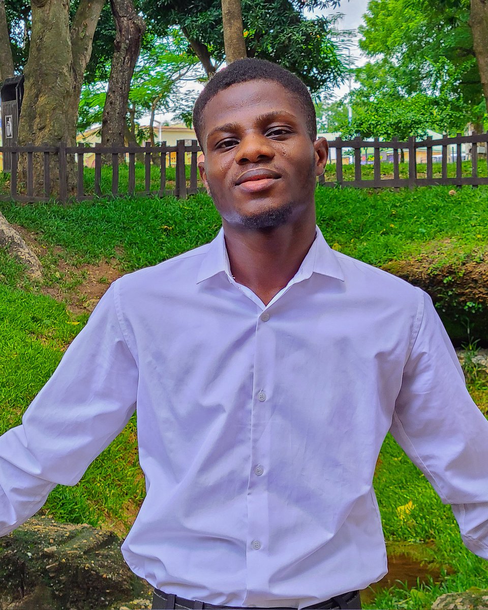 Ayanfebaba_1's tweet photo. May your Tuesday be surprisingly light.

​I pray that the things that looked like "mountains" on your to-do list yesterday start looking like small hills today. May you find the help you need exactly when you need it.

I wish you a day of steady progress and zero drama. 

Good morning, family. ✊️✨️