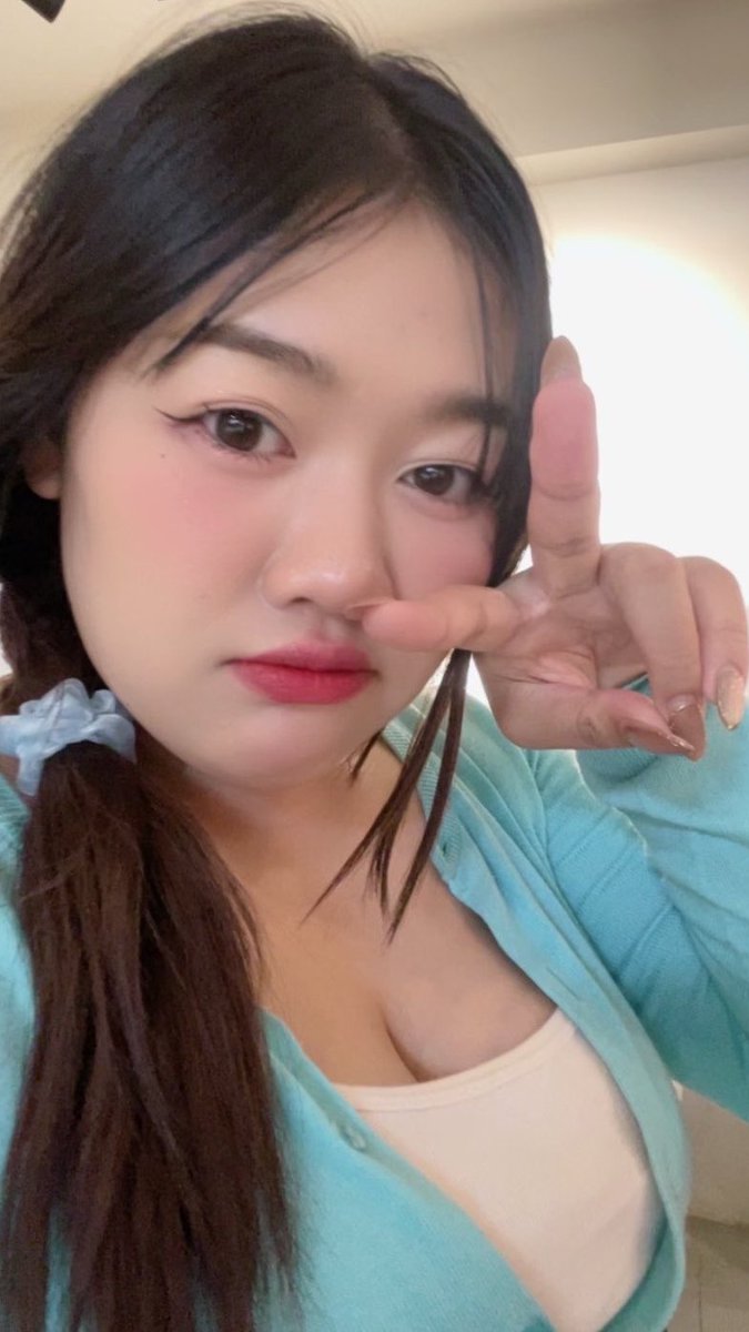 Madeangnarak's tweet photo. 🐰 https://t.co/9BbnqzEN1Z