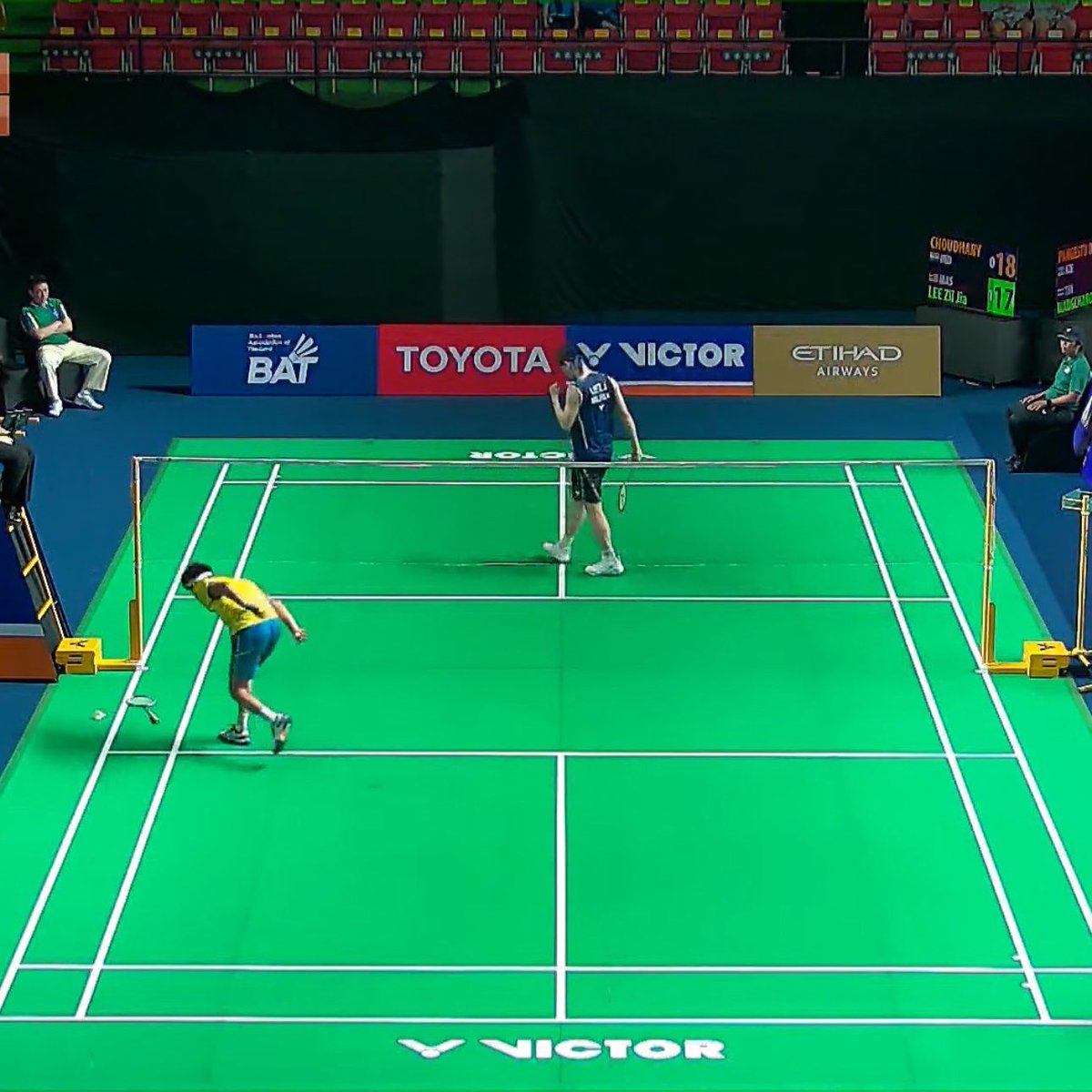 TOYOTA Thailand Open 2026
🗓️ 12 May
🛎️ Qualification Round of 16

Men’s Singles
🇲🇾 Lee Zii Jia 🆚 🇮🇳 Manav Choudhary

21-19
21-18

Macam tu je dia return last shot. 😭
Kamon Jaiiiii.

Next Opponent (QRQF):
🇮🇩 Muhamad Yusuf (3) or
🇹🇼 Liao Jhuo-Fu

#BadmintonMalaysia