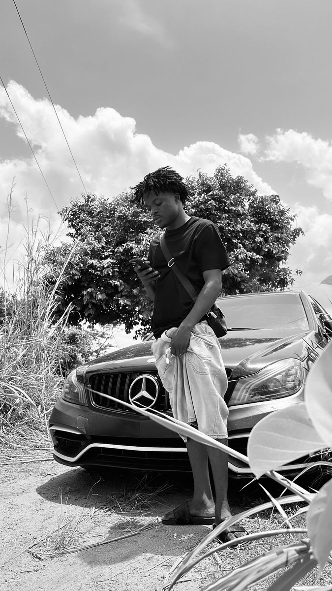 pounds4642's tweet photo. 👐🖤 https://t.co/GNInPxmtiH