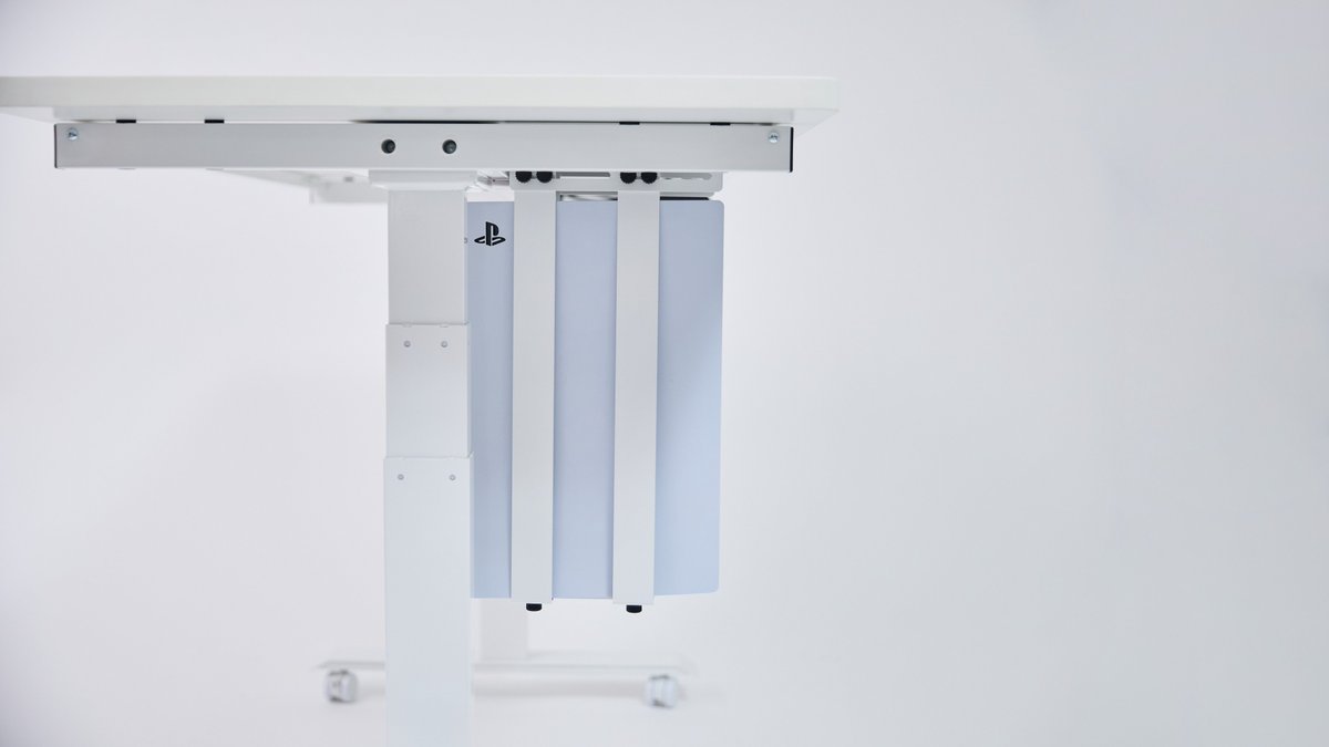 AIMchair_jp's tweet photo. ───脚が、"収納"になる昇降デスク。

昇降デスクの「困った」を解決する
AIMdesk Pro が登場。

独自レールで、PCや小物を「脚」に集約。DIY不要で理想のデスク環境が完成します。

今なら早割で15%OFF