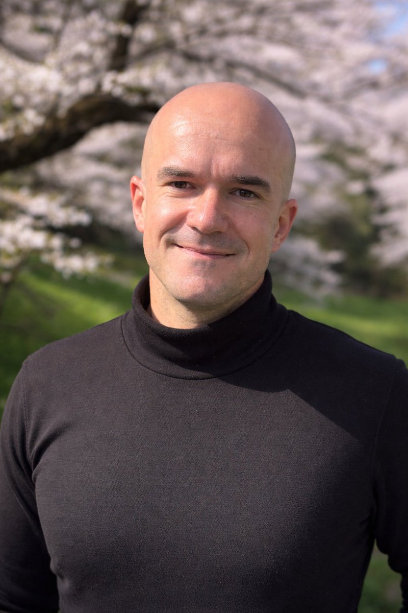 EngageesAuJapon's tweet photo. 🌳 Rencontrez : Andrew BERNARD

Chef d'entreprise de paysagisme et papa d'une petite fille franco-japonaise, Andrew incarne un engagement concret et ancré dans le quotidien.

🗳️ Consulaires. En ligne : 22-27 mai. À l'urne : 31 mai.
#électionsconsulaires #françaisdujapon #liste2 https://t.co/55hg6AcTdX