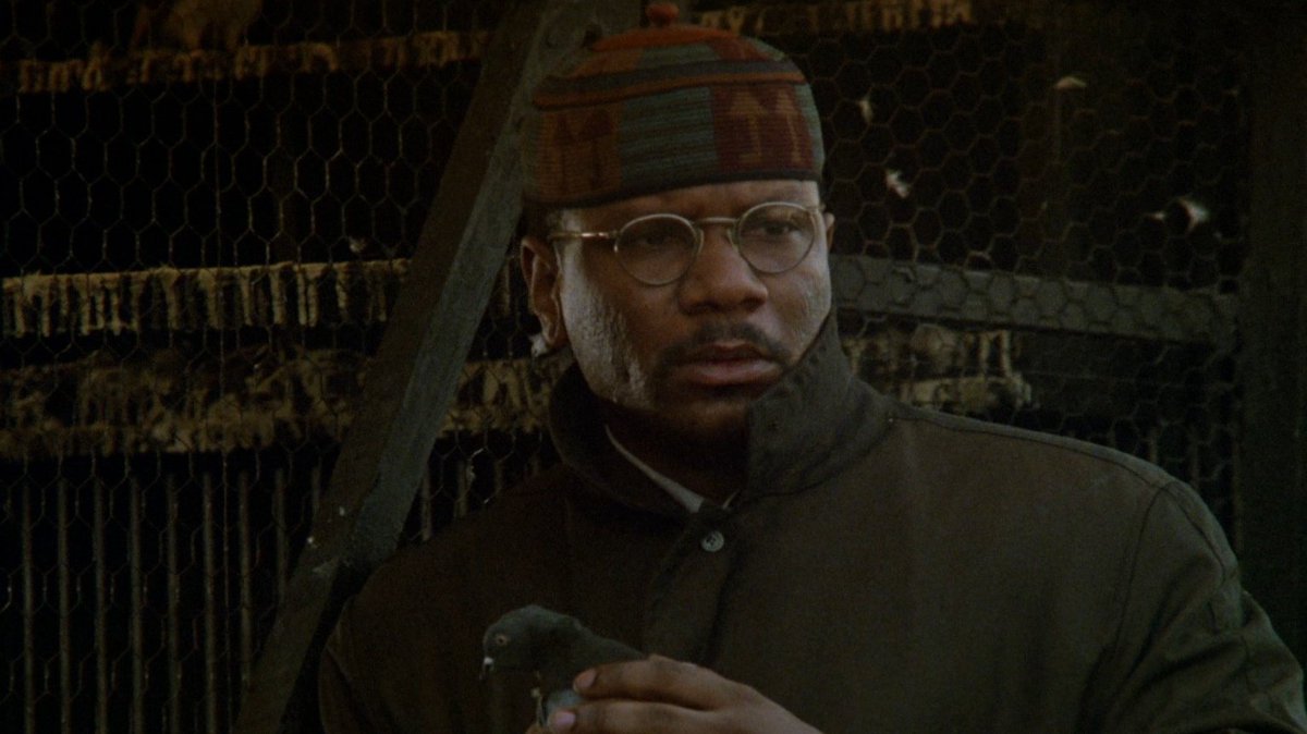 EVILSCRE4M's tweet photo. Happy birthday to Ving Rhames, whose horror credits include The People Under the Stairs, Jacob's Ladder, Dawn of the Dead, and Piranha 3D. https://t.co/IbP98HITGi