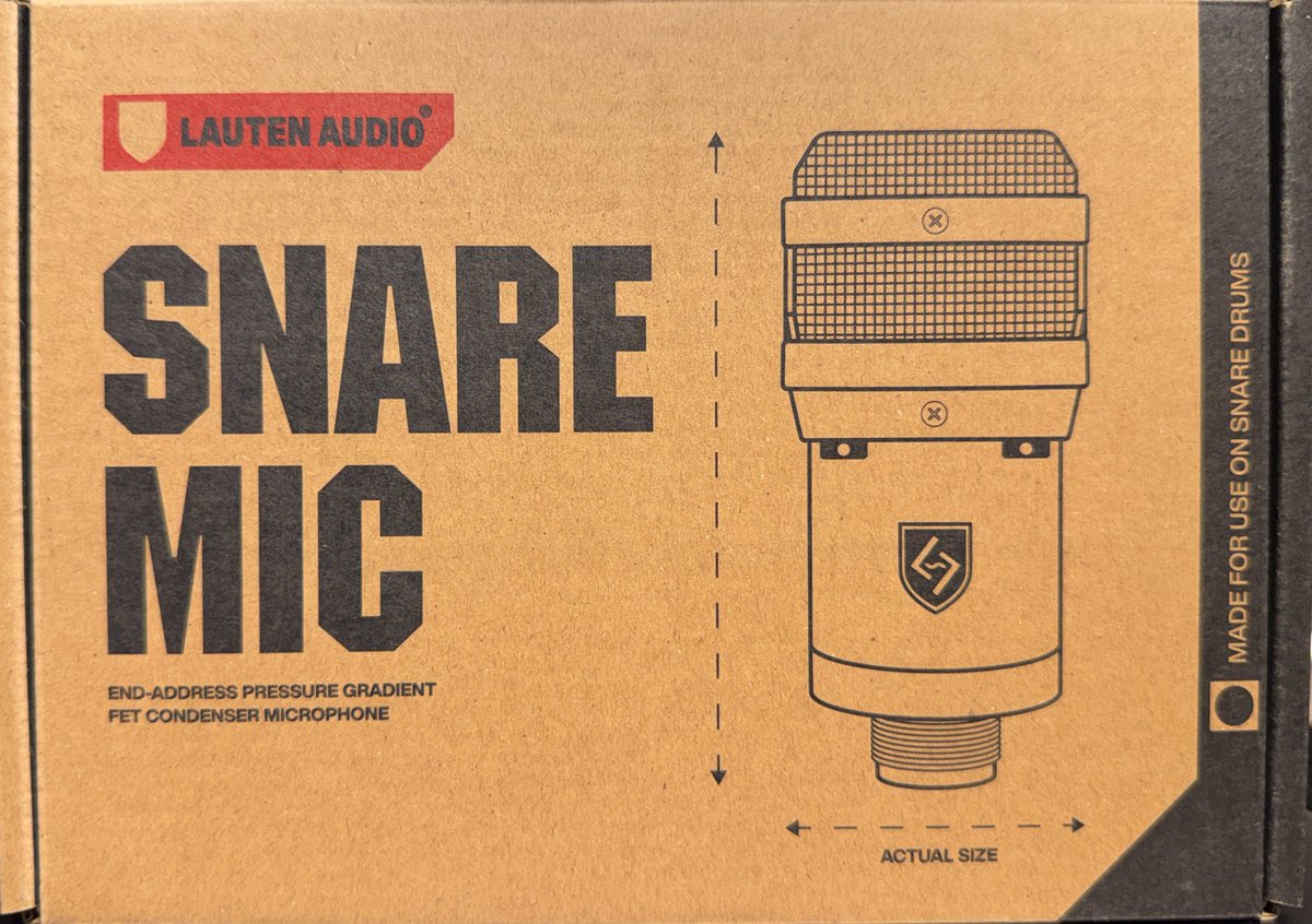 fsfmadc's tweet photo. プリプロから帰ってきたら別の新人が来てました。

#kickmic #lautenaudio https://t.co/ZwkNkW05q3