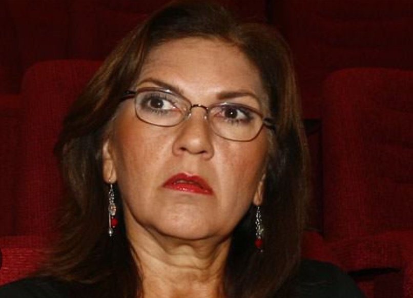 Esta DIABLA por donde paso ROBO, ella es parte del aparato REPRESIVO ASESINO #PSUV 

Entre $600 y $1,400M ROBO del proyecto Río Guaire, 
Del (BID) ROBO $372 M$
Misión Vzla Bella: ROBO 140M$
Movilnet e Hidrocapital: ROBO  155M$ y ustedes <a href="/usembassyve/">Embajada de los EE.UU. en Caracas</a> hablando con LADRONES