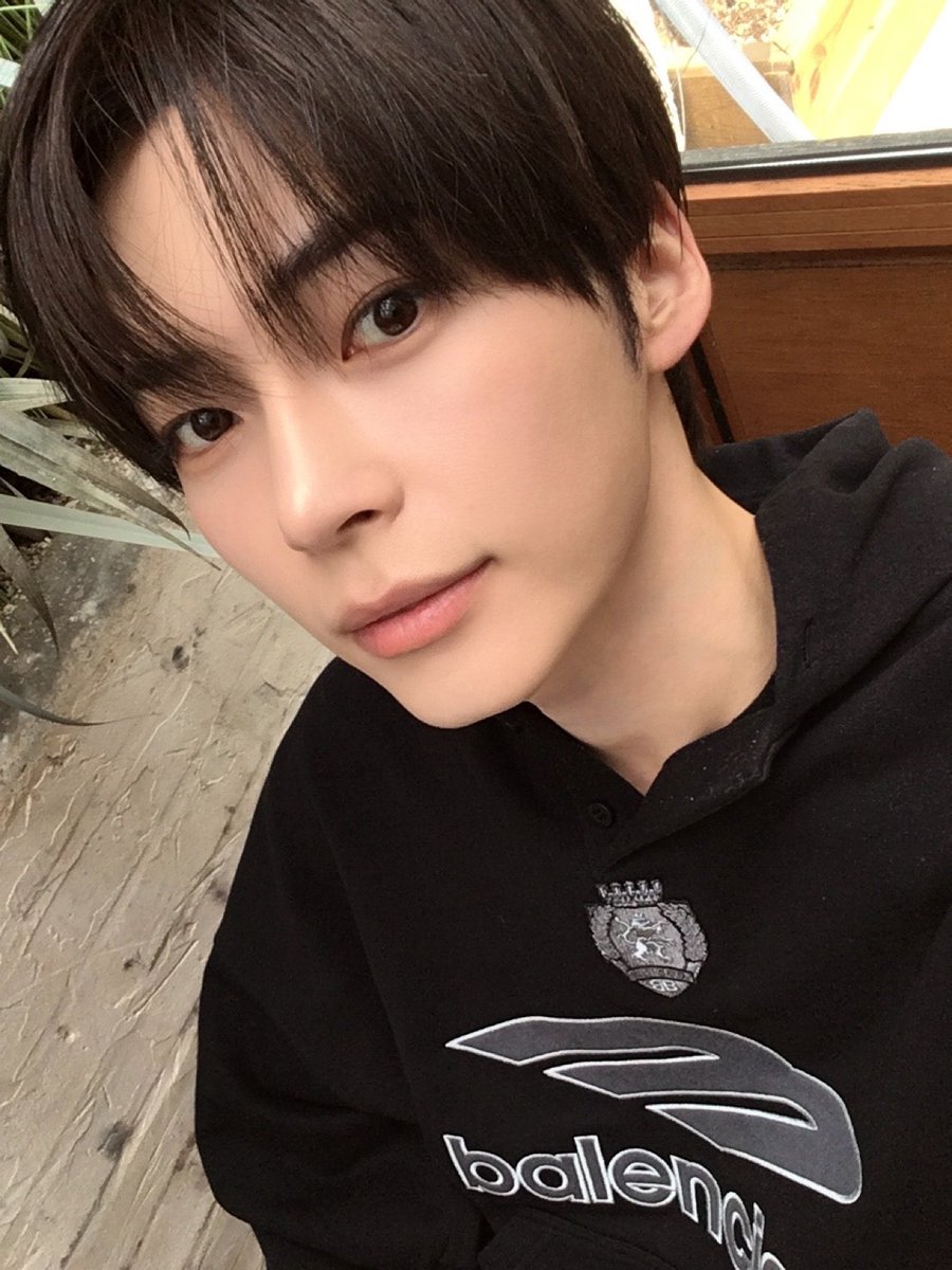 캄이 tweet media
