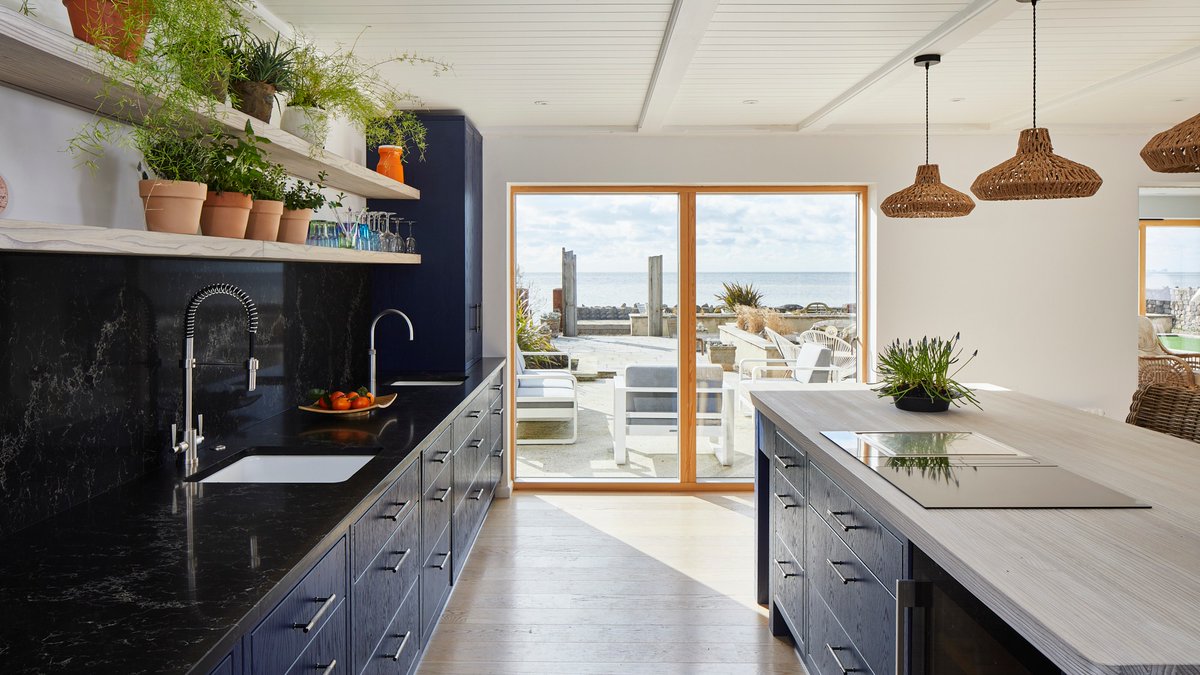 Stoneham Kitchens tweet media