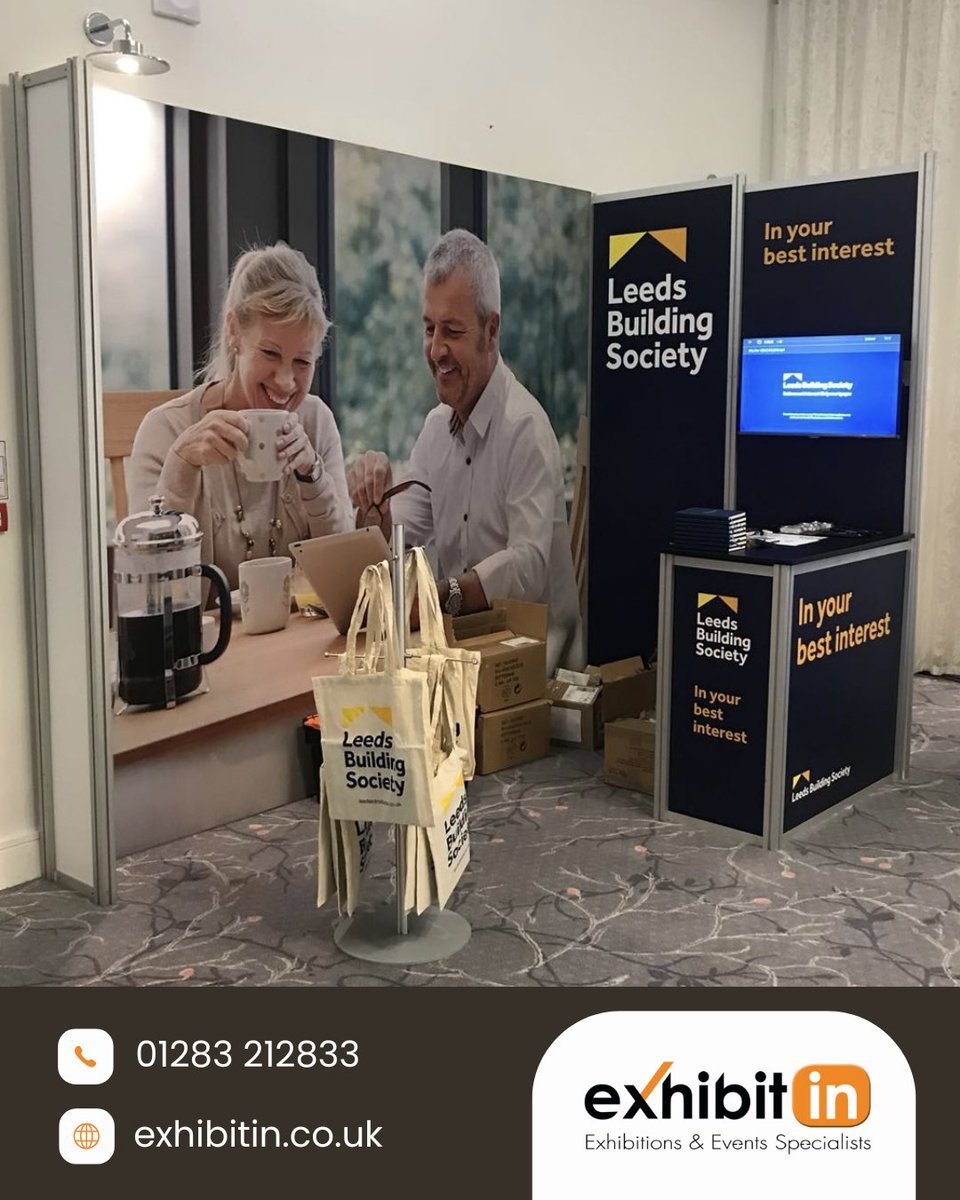 exhibitin's tweet photo. Using a screen to show a presentation is a tried-and-tested way to showcase your business in the best possible light at exhibitions … but it does add an extra layer of preparation.

We at ExhibitIn can handle this for you.

#corporateevents #events #standinstallation #exhibitin https://t.co/71zamDRLRJ