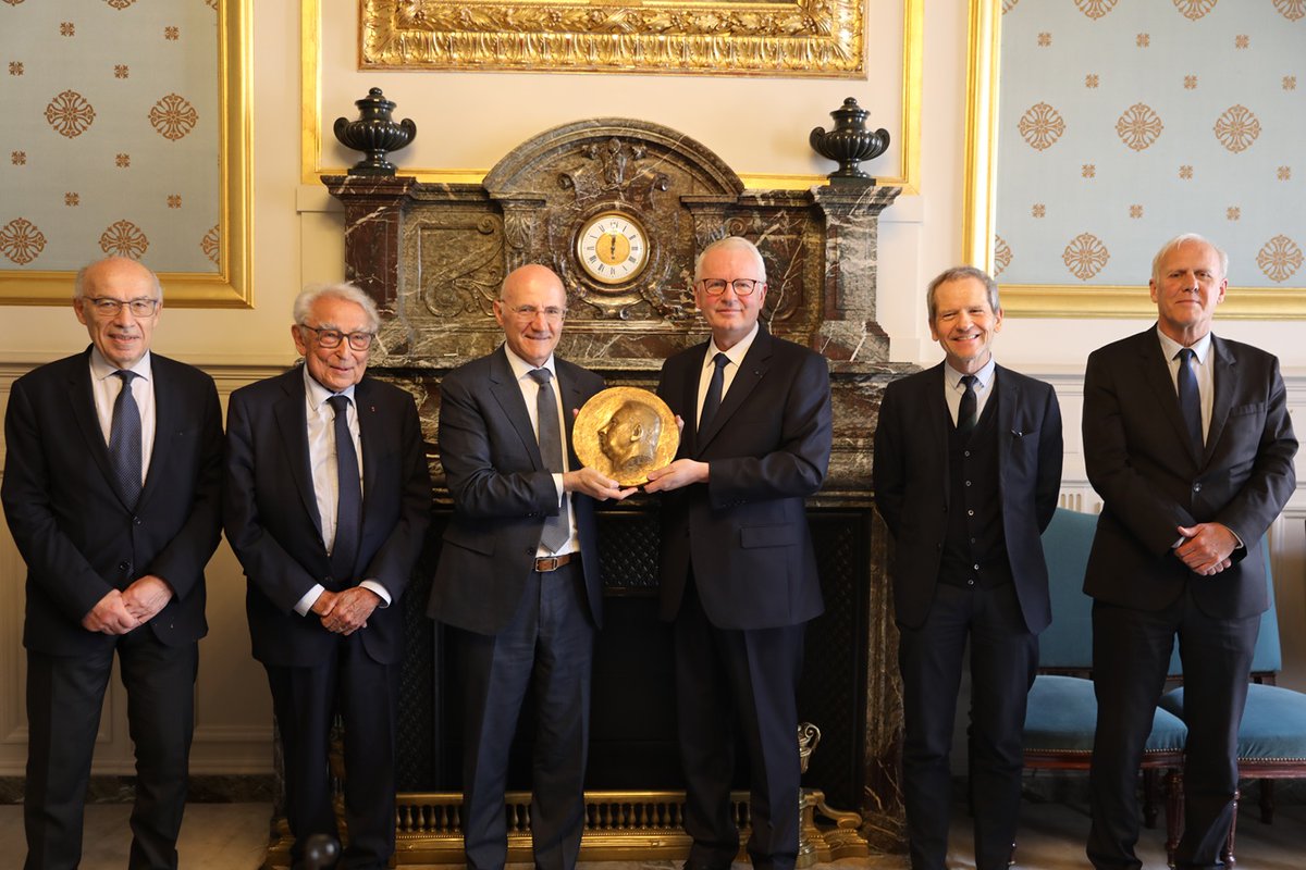 Cour de cassation tweet media