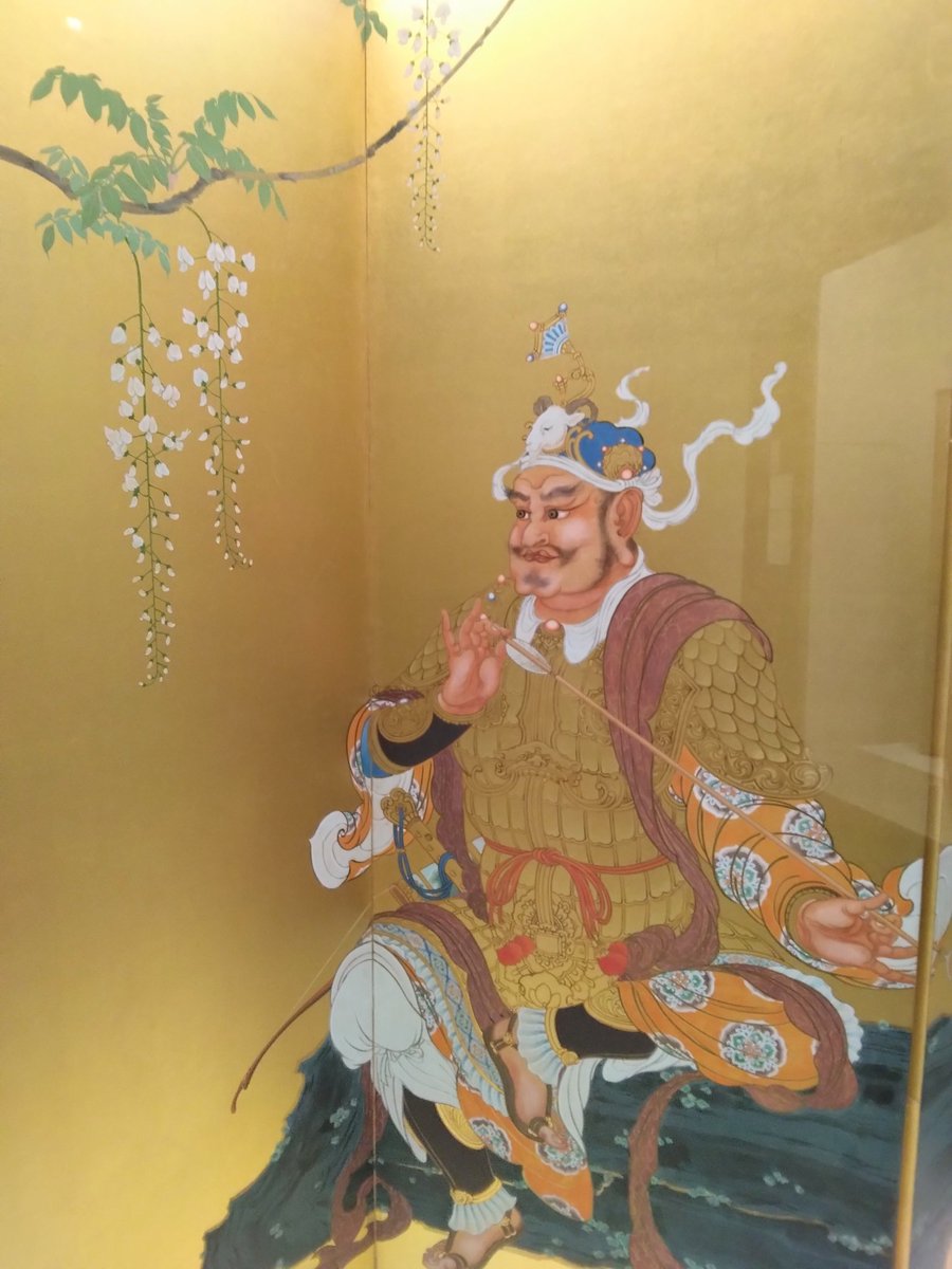 金屏風『毘沙門天 弁財天』(徳島県立近代美術館 蔵) なんと言うか、超