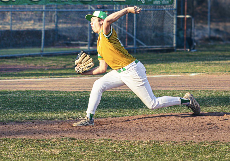 BM_Baseball's tweet photo. Memorial🔰Milestone:

In in last night’s 7-0 win over Point Boro  @ZachPirnik2027 became the All Time Wins Leader by recording his 18th career win in pitching a CG shutout. He surpasses the previous record held by Bob Baxter.

@PJ_Potter @smfalk @NJCollegeBSBNat @Matt_Manley https://t.co/uE4HKTZCiJ