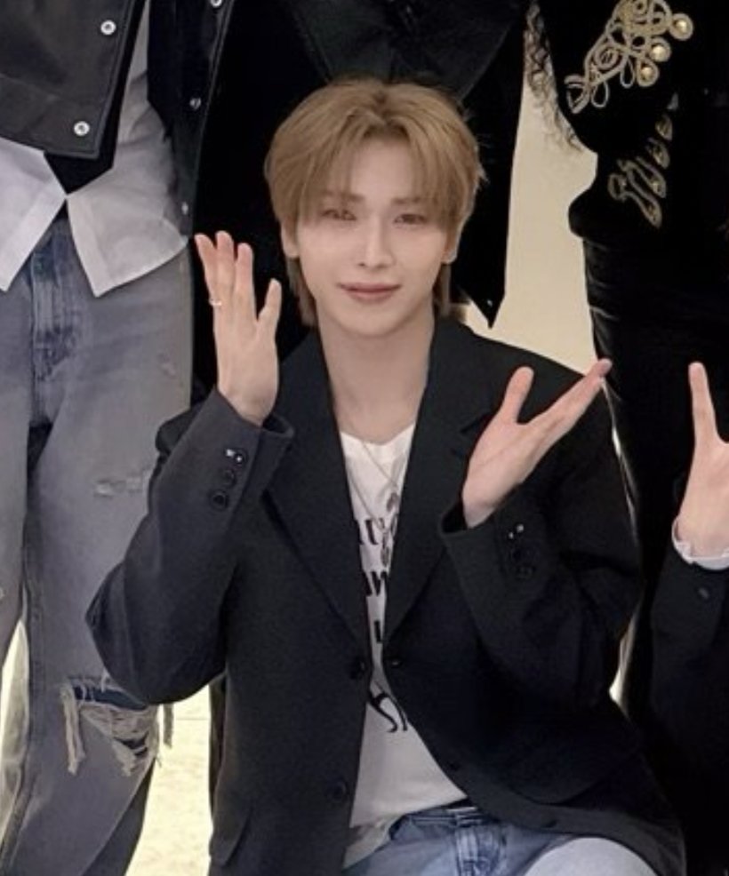 senjjay ࣪˖ ִֶָ𐀔🪼 센제이 tweet media