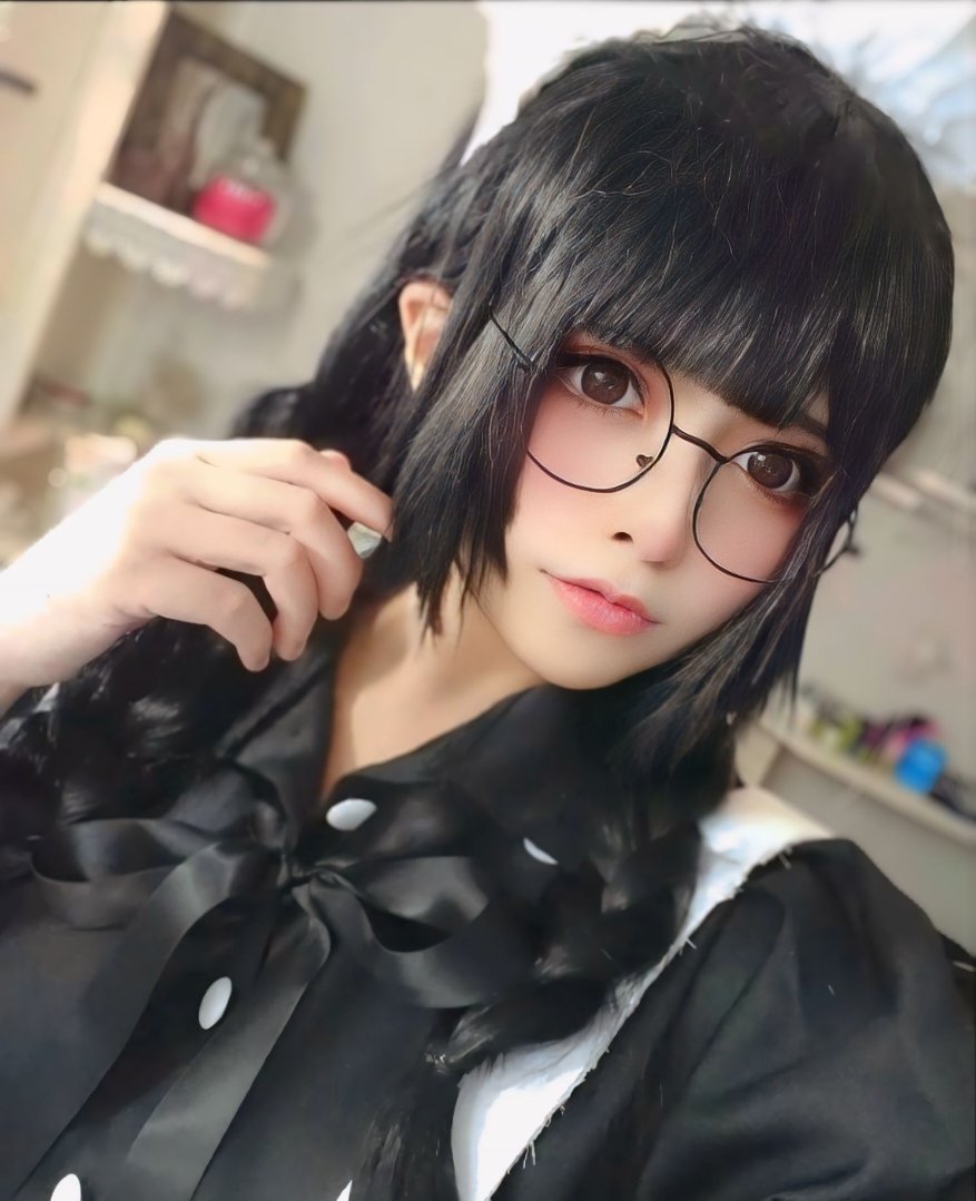 1b3l8's tweet photo. 1人2役✨

どちらがお好きだい？ https://t.co/fuXALVRfnh