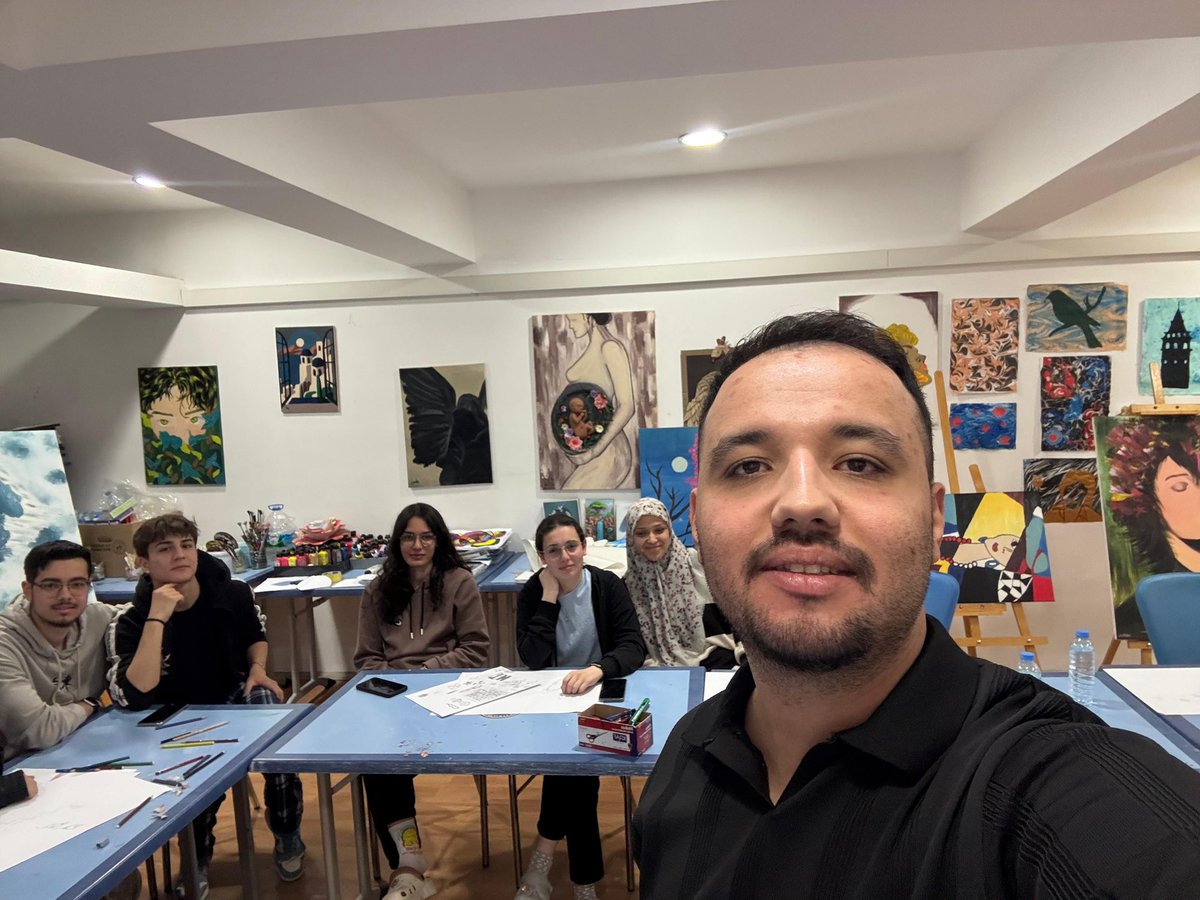 BurdurKYGM's tweet photo. 📍 Burdur Yurdu

#YurtTime öğrencilerimize yönelik hayat becerileri eğitimleri kapsamında keyifli ve verimli bir “Kariyer Planlama ve Liderlik Eğitimi” kursu gerçekleştirdik. https://t.co/zuP1qbcfjI