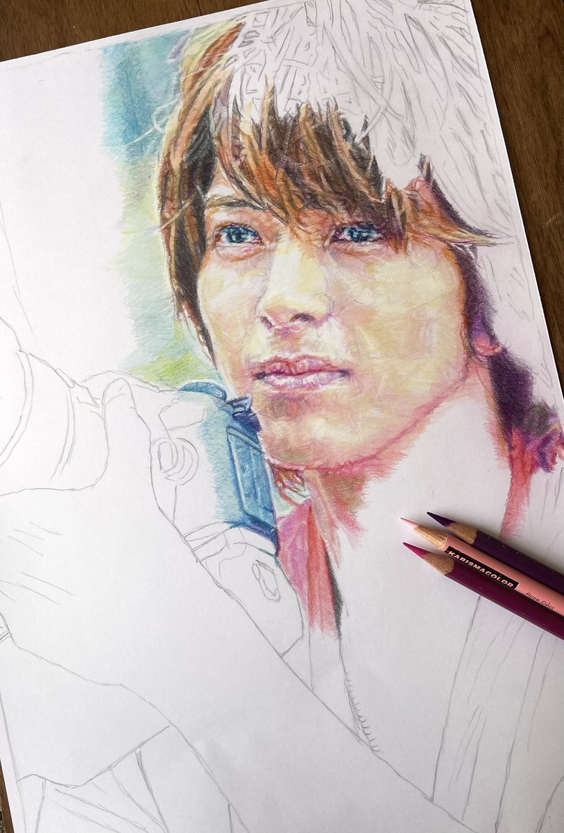 RIKIYA46445029's tweet photo. #映画正直不動産　

🎬公開記念に向けて今回は’13年フジ月9
「サマーヌード」でお迎えします✏️✨
今も変わらない優しい表情とキラキラの目
　描いてると青春の夏が蘇ってくる☀️🏝️
髪型やシャツ真似してたのは、小声で
言うときます…🩵

#山下智久
#三厨朝日
#色鉛筆画 https://t.co/gvnr0henET