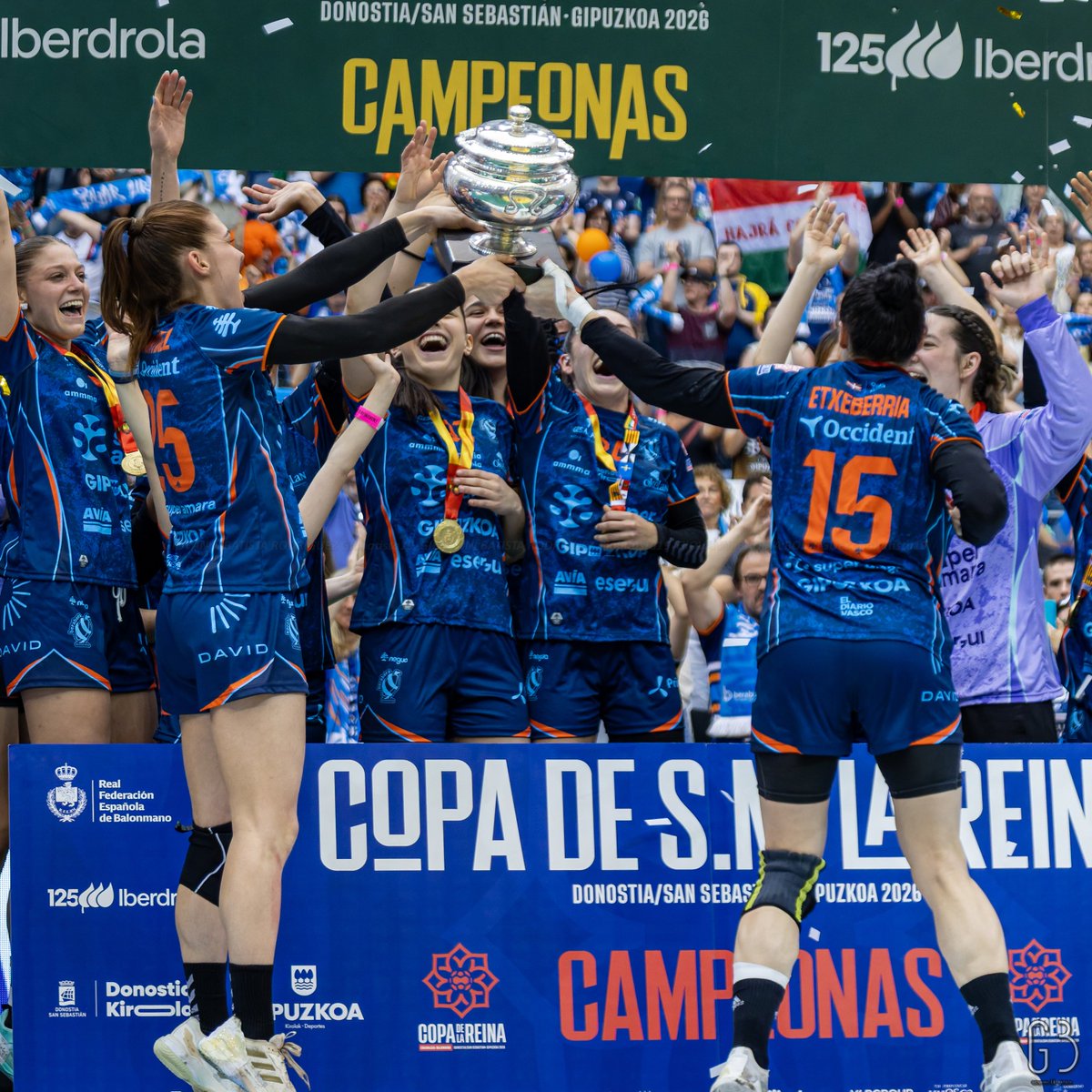 Giobatista19's tweet photo. ๐ธ๐คพโโ๏ธ FOTOGALERรA |ย @BalonmaBeraBera ย -ย @AtleticoGuardes (Celebraciรณn)
๐๏ธ (10/05/26) Final @copadelareina2026
๐: https://t.co/53TGm4LS59
#IndarUrdinaย |ย #BeraBeraย | #CopaReina2026ย Iย #Balonmano https://t.co/VPcc9GEwEC