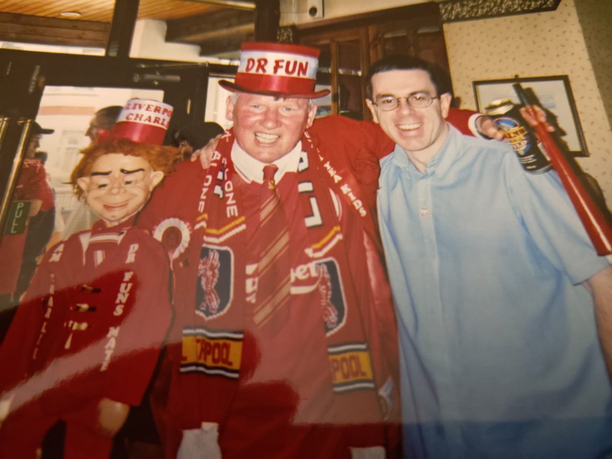 waynotugwell's tweet photo. FA Cup 2001 A perfect day #LFC https://t.co/XebWNaM8z2