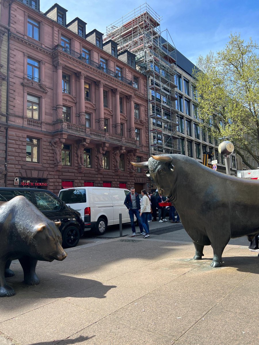 SweetDorothy8's tweet photo. Visit to the Frankfurt Stock Exchange https://t.co/L223bMj6kv