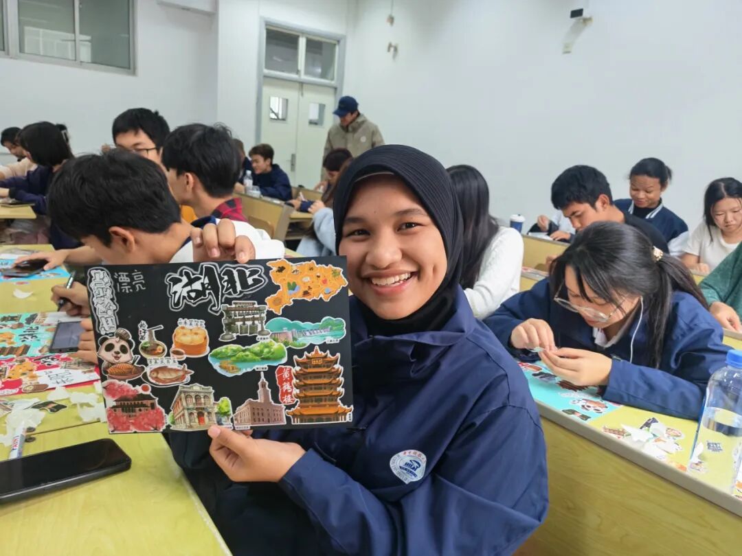 Huazhong University of Science and Technology tweet media