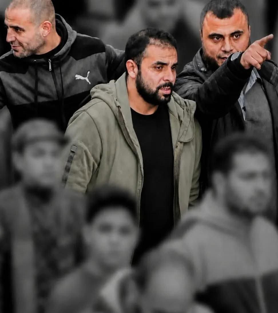 mahmoudalhsanat's tweet photo. أَضاعُوك وَأَيّ فَتىً أَضاعُوا
#أبوعبيدة https://t.co/Wk4Oaj75mv