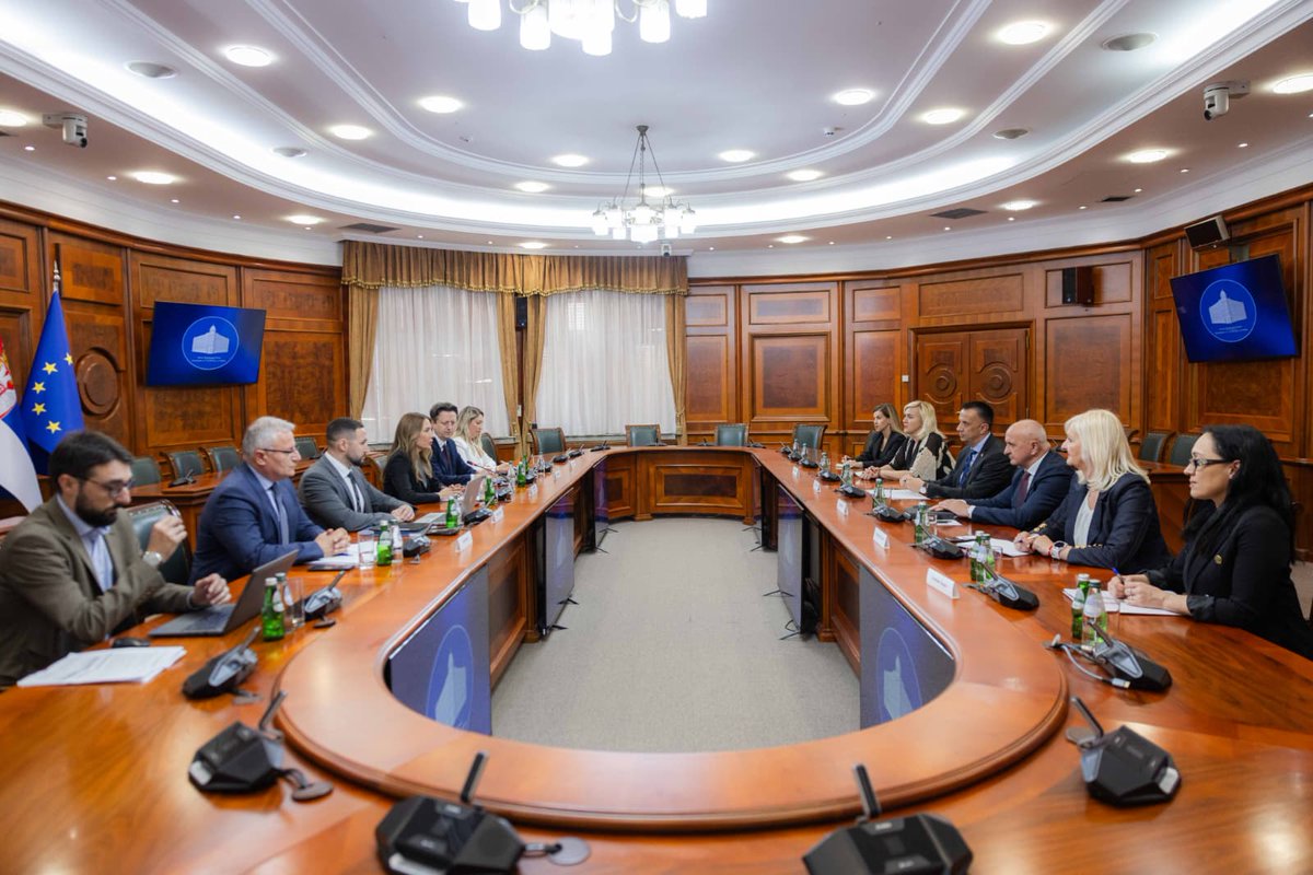 sdpbih's tweet photo. Lakić, Đokić i Đedović-Handanović o zajedničkim energetskim projektima!

@lakicvedran_sdp 

https://t.co/XTrDeNRvpM https://t.co/eOsPBmnO2Y
