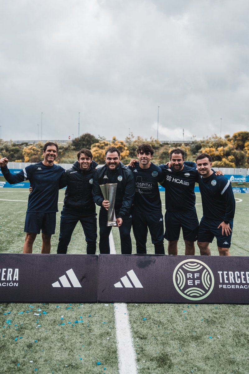 borjatorricocab's tweet photo. CAMPEONES DE LIGA Y ASCENSO A 2RFEF 🏆

Trabajo, esfuerzo, tiempo y dedicación para llevar a este Club y a esta Ciudad donde lo llevaban mereciendo mucho tiempo. El fútbol nos debía una y aquí la tenemos. 

GRACIAS @ajcobos 

¡¡¡SOMOS DE 2ª FEDERACIÓN!!! @ciudaddelucena 

🏆🩵⚽️ https://t.co/ULRBWrZdrd