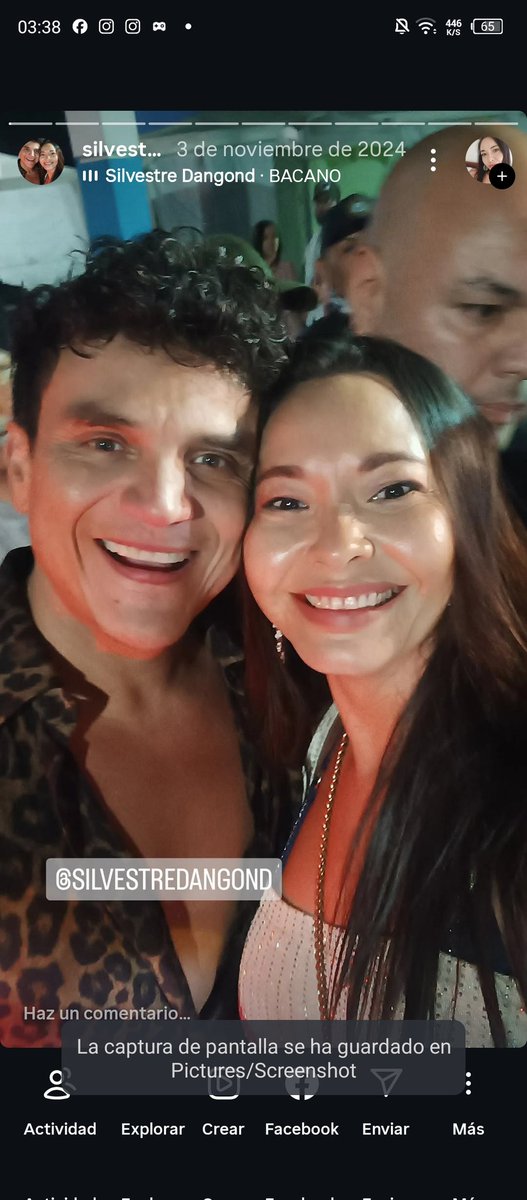 ORISBEL09's tweet photo. Que se note!!!;! Que soy feliz cada vez que tengo no solo la oportunidad de verte si no la fortuna de tomarme una foto contigo, gracias por tu cariño siempre! #Ecuador te extraña y yo mucho más #TulocaSoyYo 🎂🍷🥳💃🏼🥰🥰🎈 FELIZ CUMPLE @SilvestreFDC 👏🏼🎂 https://t.co/rO4PcIW7wC