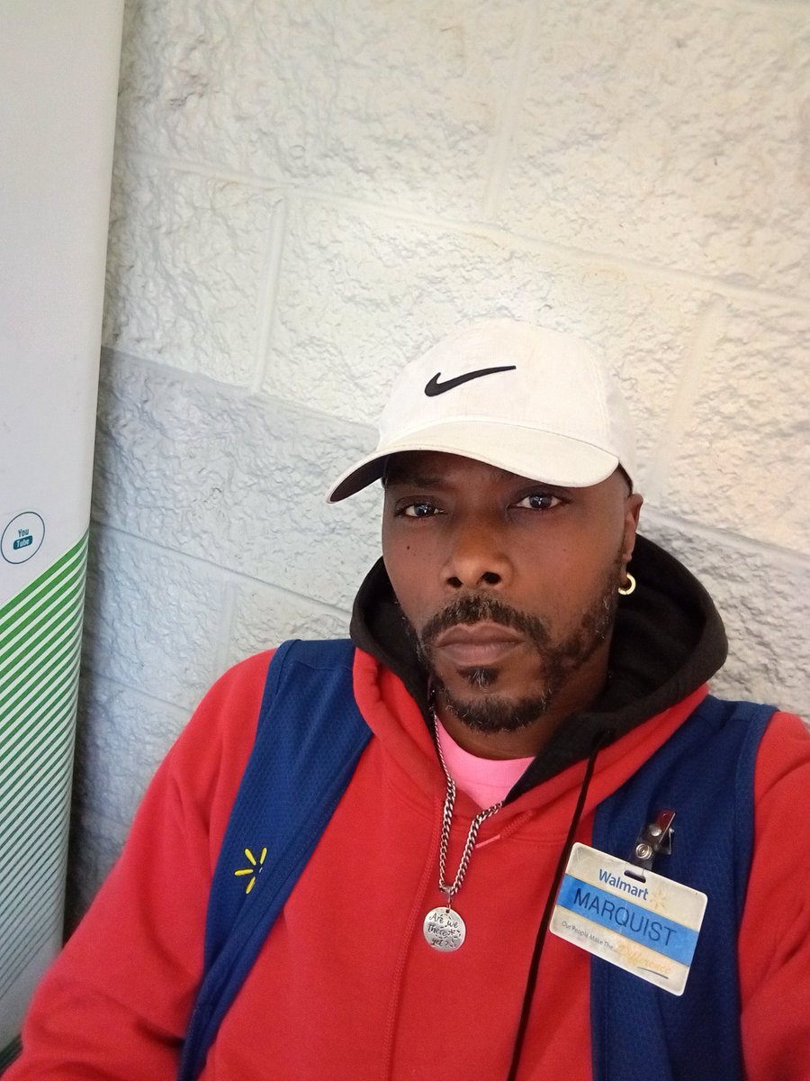 marquist1982's tweet photo. To early for this shit.. ready to kick rocks and just clocked in  smh https://t.co/BTcwLU0A2K