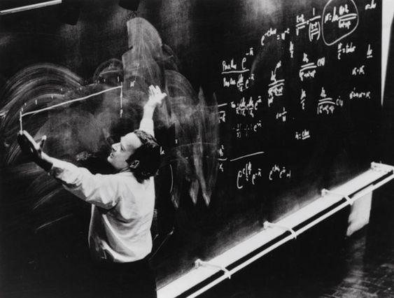 Physics In History tweet media