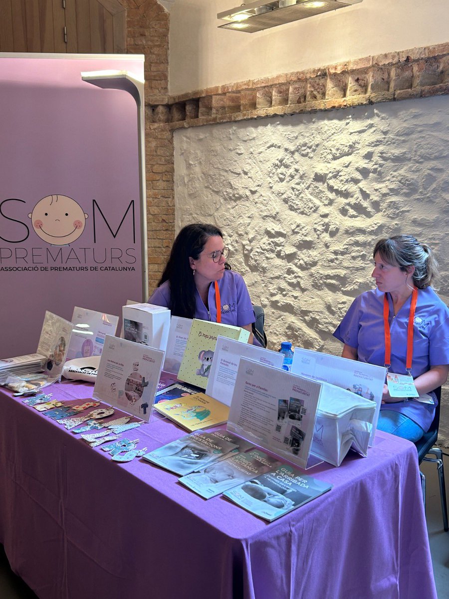 SomPrematurs's tweet photo. 💜 Reunió Anual @SCPed 💜

8 de maig, vam donar a conèixer els projectes que impulsem per acompanyar famílies de nadons prematurs i avançar cap a una neonatologia més humana.

Gràcies per la invitació i a les voluntàries Elisabeth Barrera i Laura Pueyo per fer-ho possible 🤍 https://t.co/MqsRtJasrO